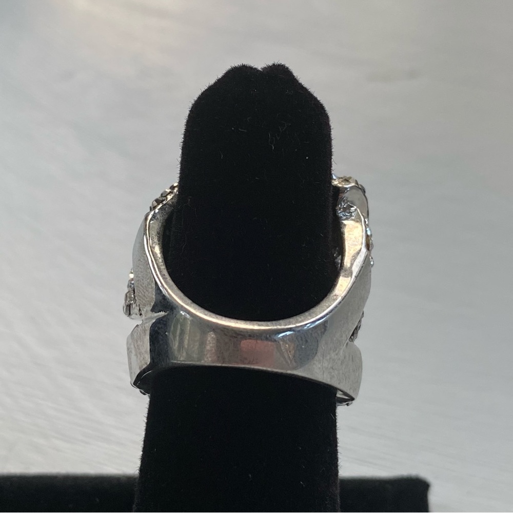 Black & White Rhinestone Ring - Picture 12 of 14